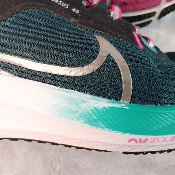 Nike Air Zoom Pegasus 40 Women’s Size 9 Pink Green White Running Shoes - Picture 16 of 16